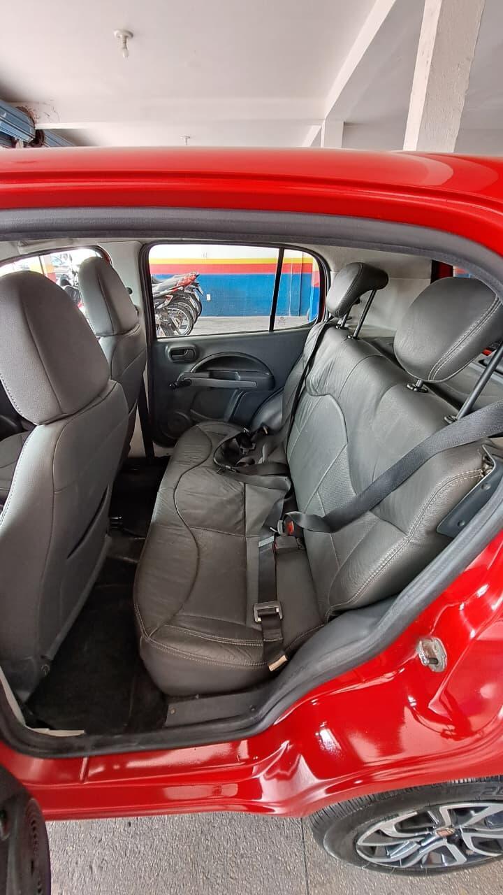 FIAT UNO BANCO TRASEIRO